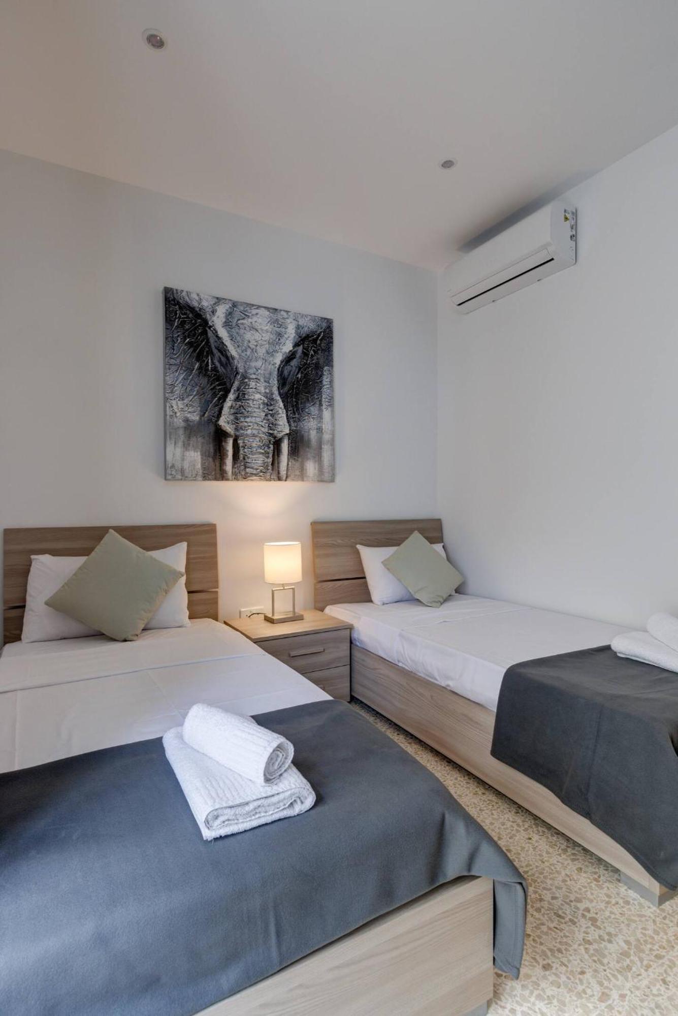 Uptown Mellieha By Homely Exterior foto